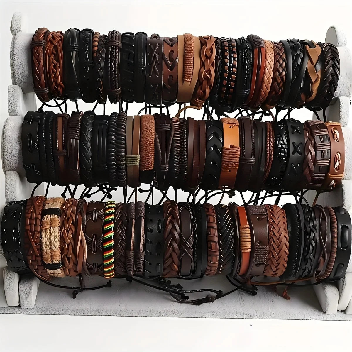 Bracelets en cuir tressé & perles de bois