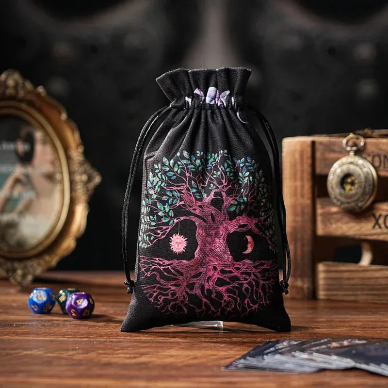 Pochette en velours pour cartes et accessoires de divination